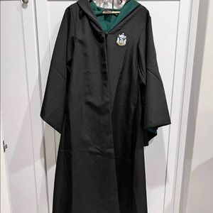 Universal Studios Hogwarts Slytherin Robe